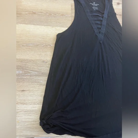 AMERICAN EAGLE Deep V Neck Soft Tank - Picture 2 of 4